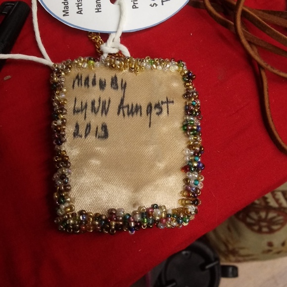 Pedend.w/ the christ and beads on gold chain - Picture 2 of 2